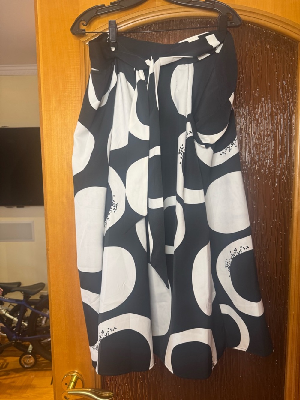 Garcia Monochrome Abstract Wrap Skirt with Tie Waist Sz L - Picture 9 of 13